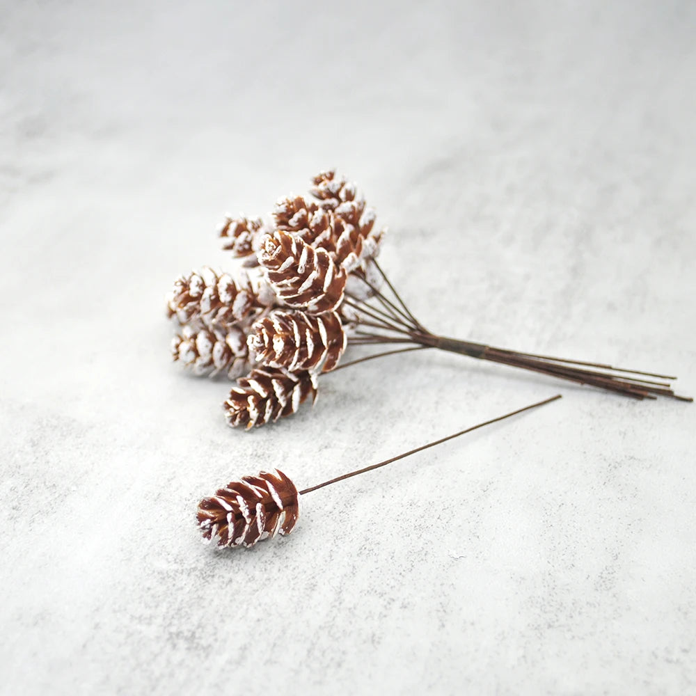 12pcs / bunch of artificial plant fake pine cone decoration Christmas wreath home decoration diy wreath wedding decoration