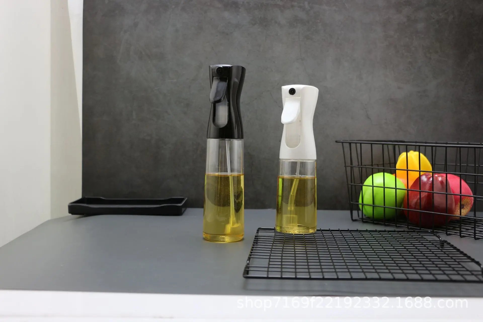 Cooking Spray Bottle BBQ Kitchen Tool Spray Oiler Seasoning Condiment Bottle Pump Oil Pot Leak-Proof Grill Sprayer Oil Dispenser